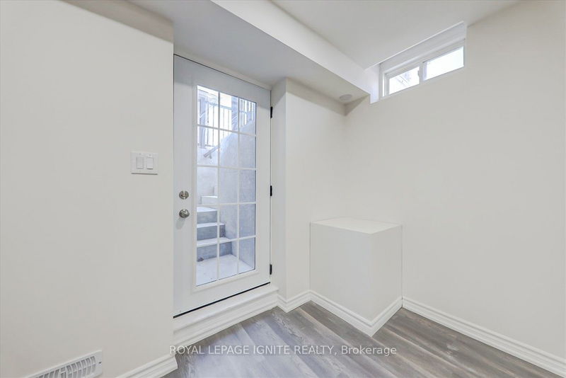 home for lease on BSMT-144 Shady Oaks Avenue