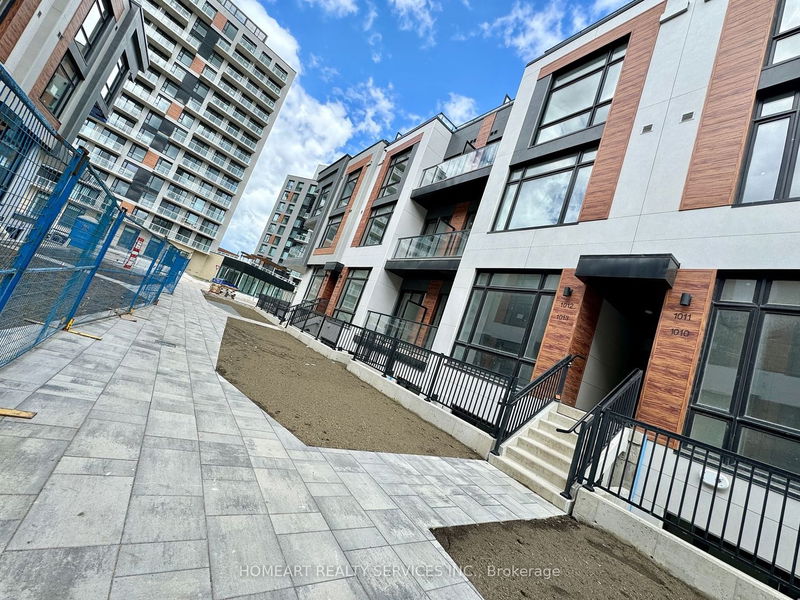 home for lease on 1013-14 David Eyer Road