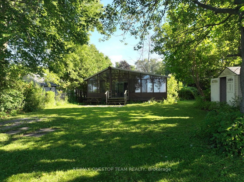 108 Moore's Beach Rd, Georgina, L0E 1N0 | Image 3