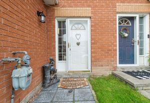 7 O'Leary Crt  New Tecumseth, L0G 1W0 | Image 2