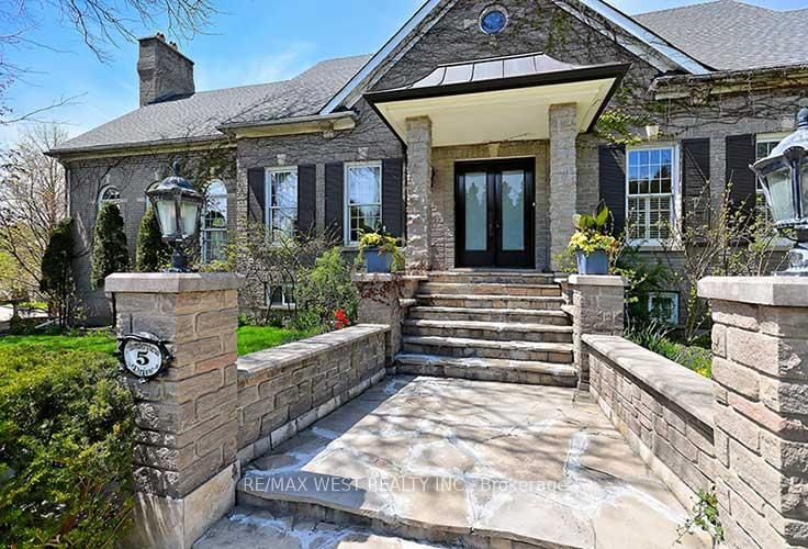 5 Humberview Dr, Vaughan, L4H 1B1 | Image 2