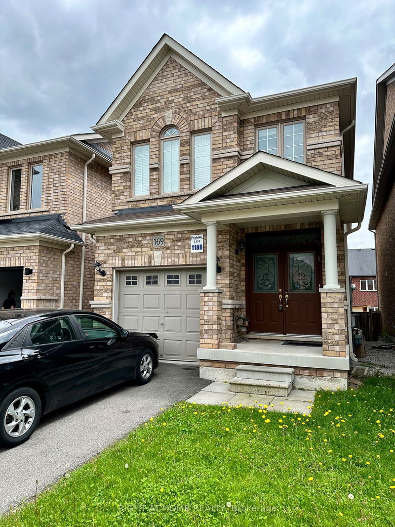 home for lease on 169 District Avenue