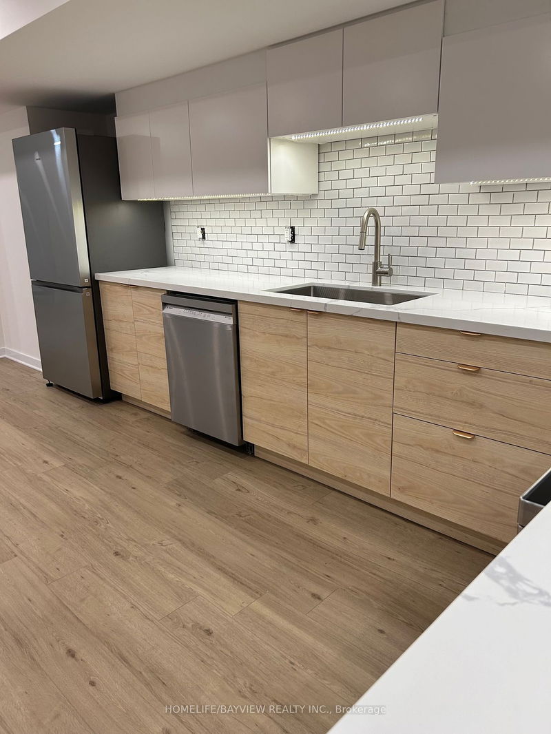 home for lease on 32 Villandry Crescent