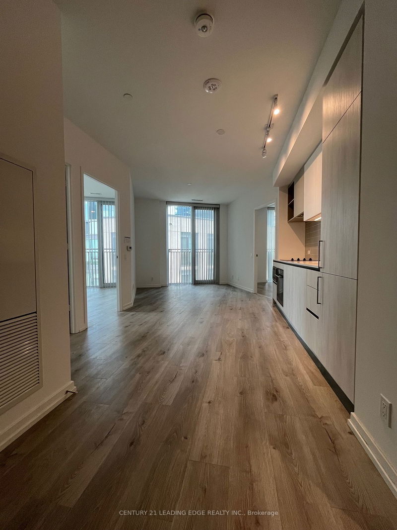 home for lease on 506-7890 Jane Street