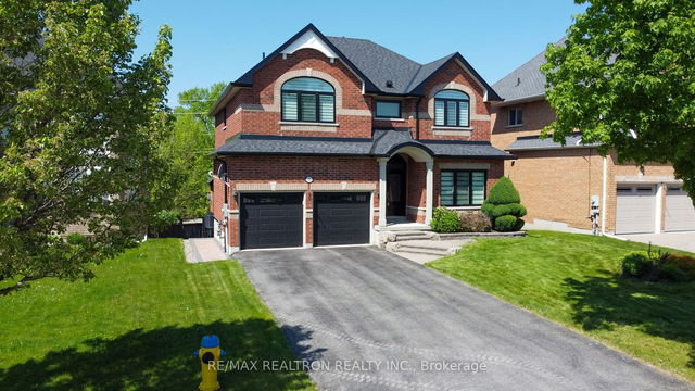 52 Kerfoot Crescent