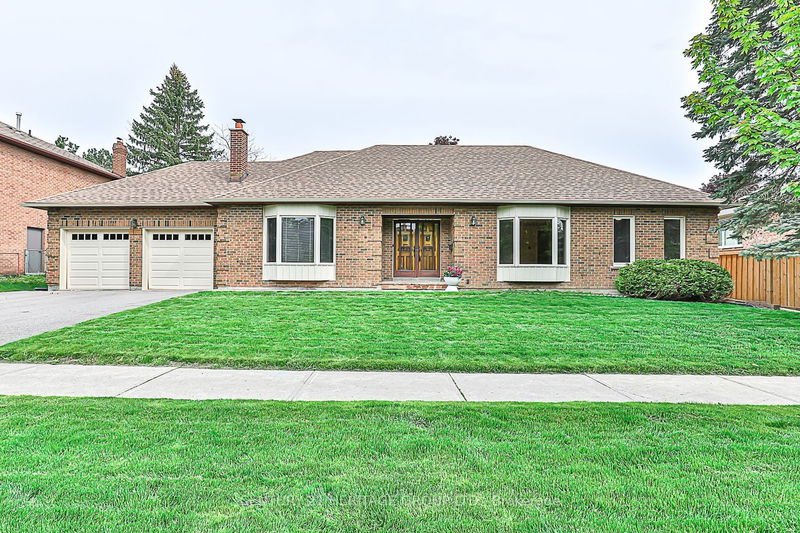 home for sale on 17 Simmons Crescent