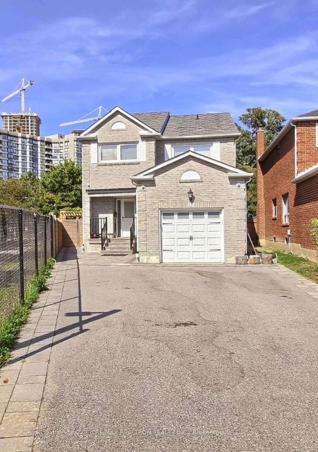 127 Gailcrest Circle