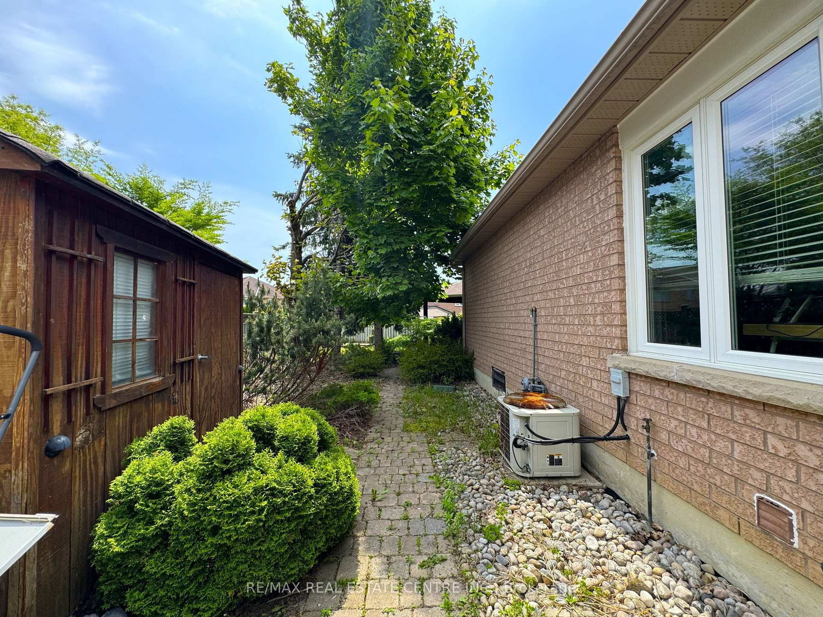 Listing Image 37