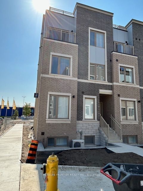 home for lease on 172-151 Honeycrisp Crescent