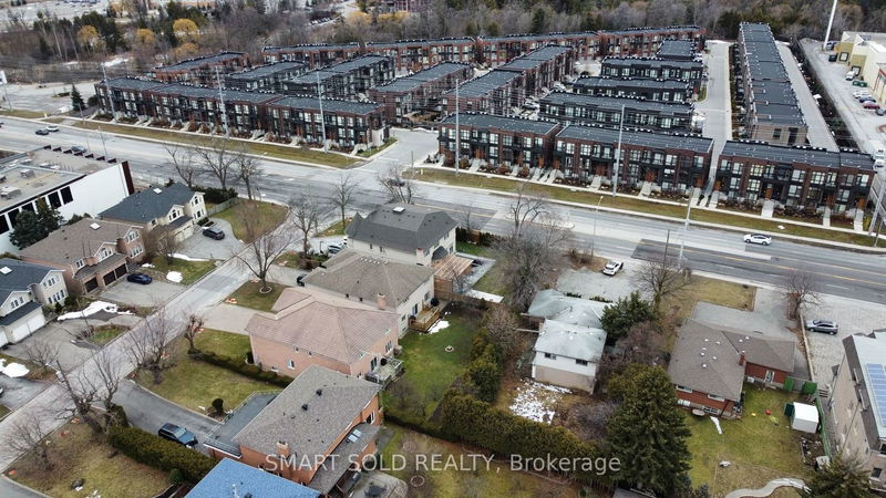 9191 Bathurst St  Richmond Hill, L4C 6C2 | Image 7