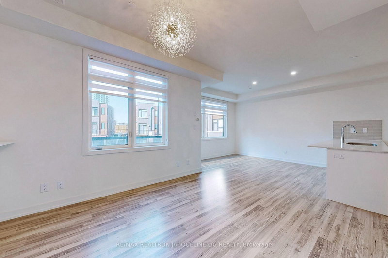 82 - 370C Red Maple Rd, Richmond Hill, L4C 6P5 | Image 3