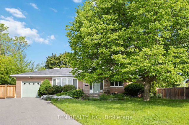 30 Honeybourne Crescent