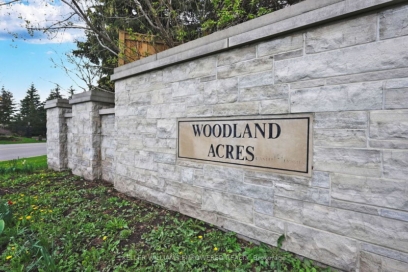 2 Honey Locust Crt  Vaughan, L6A 1G2 | Image 2