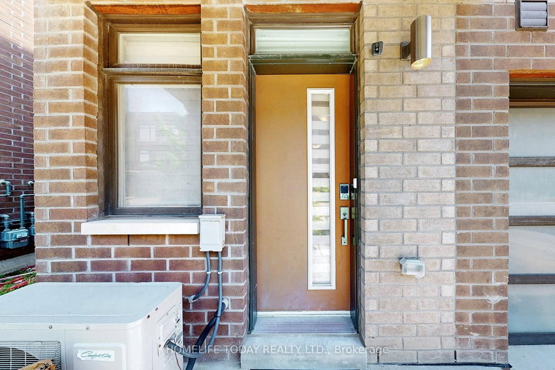 21 Hearne St, Vaughan, L4L 0L9 | Image 3