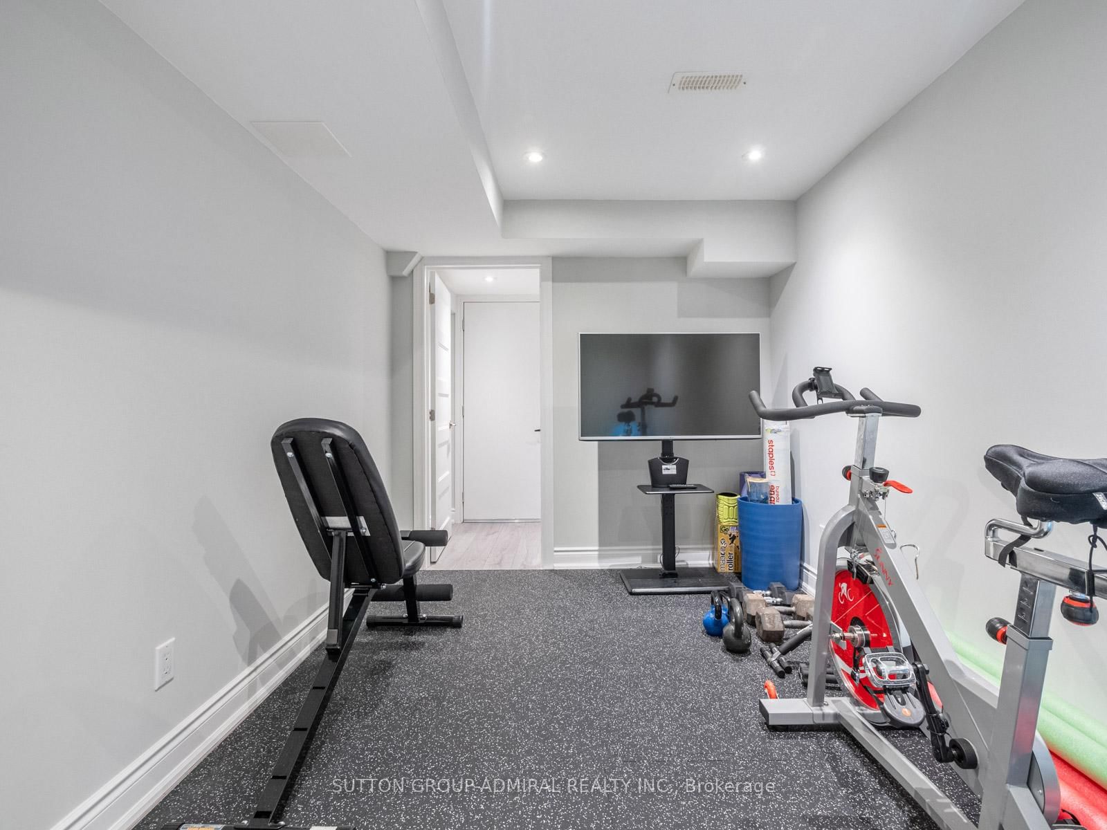 Listing Image 35
