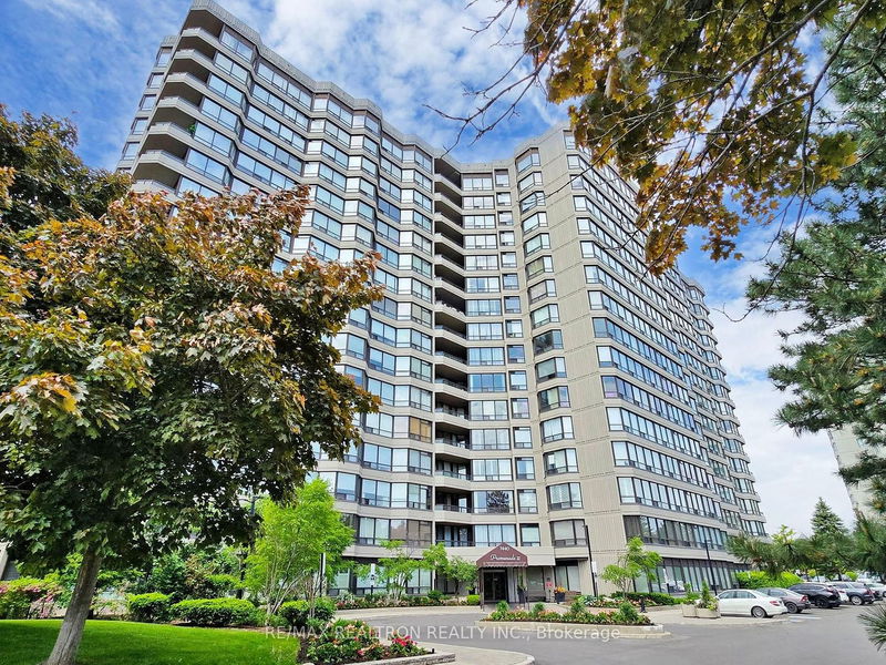 home for sale on 712-7440 Bathurst Street