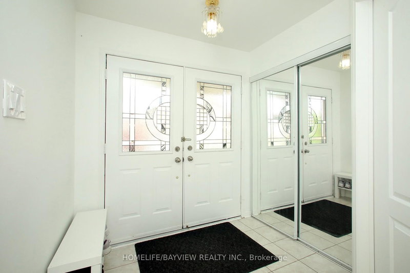 6 Winklers Lane, Markham, L6B 1C4 | Image 3