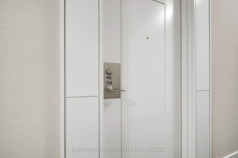 704 - 9205 Yonge St, Richmond Hill, L4C 1V5 | Image 2