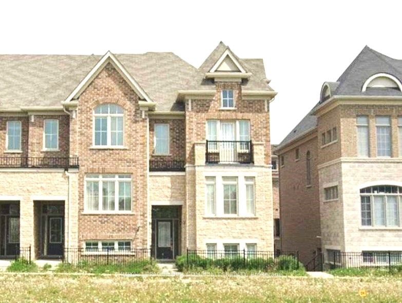 home for lease on 29 Sharbot Lane