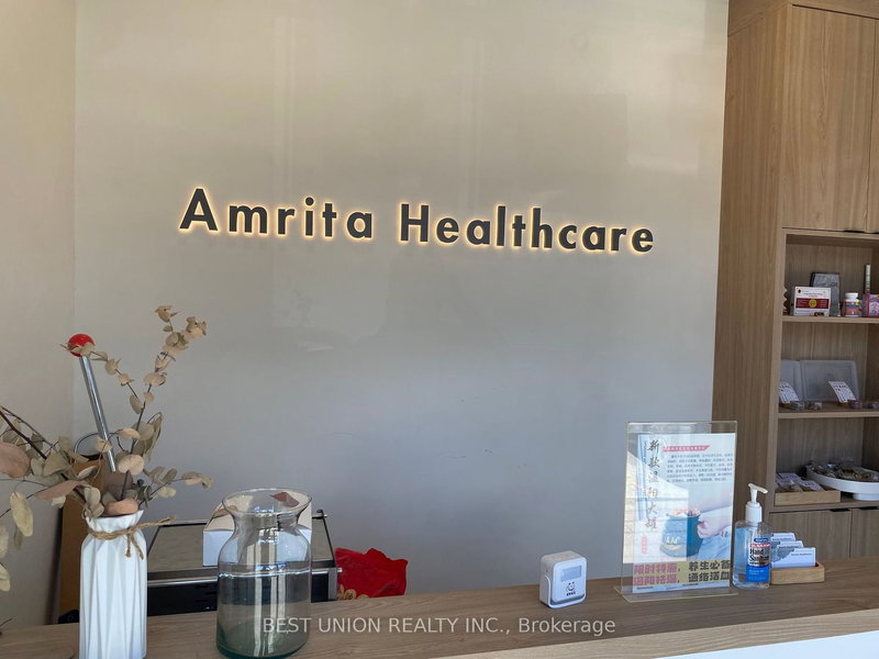 72C - 550 Hwy 7 East, Richmond Hill, L4B 3Z4 | Image 3