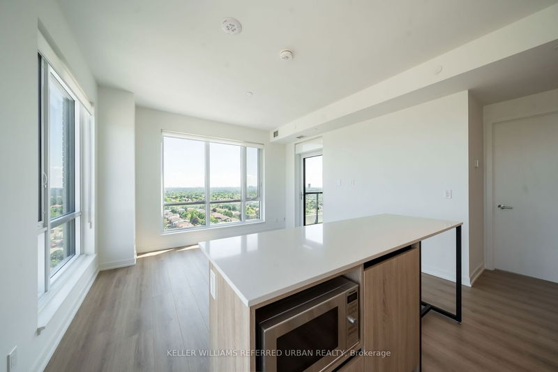 home for lease on 1704-7950 Bathurst Street