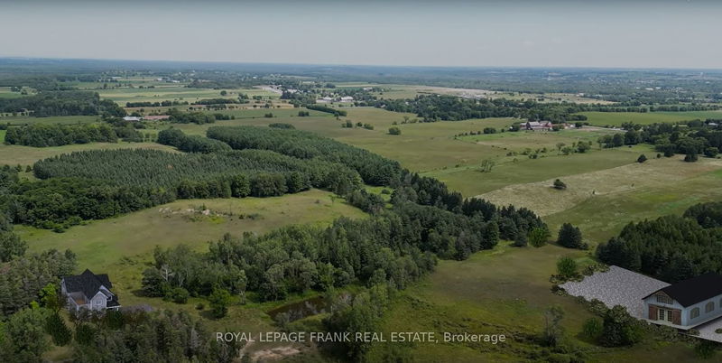 18576 Mccowan Rd  East Gwillimbury, L0G 1M0 | Image 2