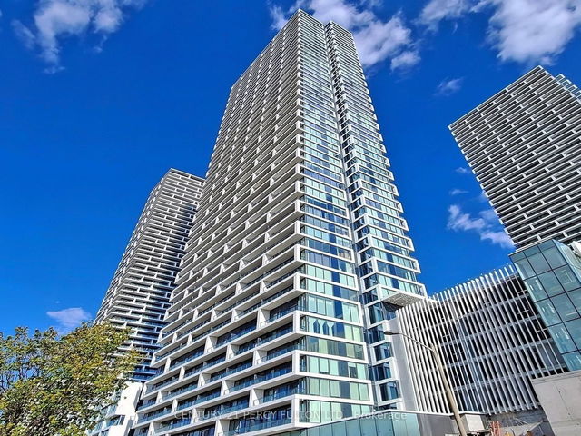 2703 - 950 Portage Parkway