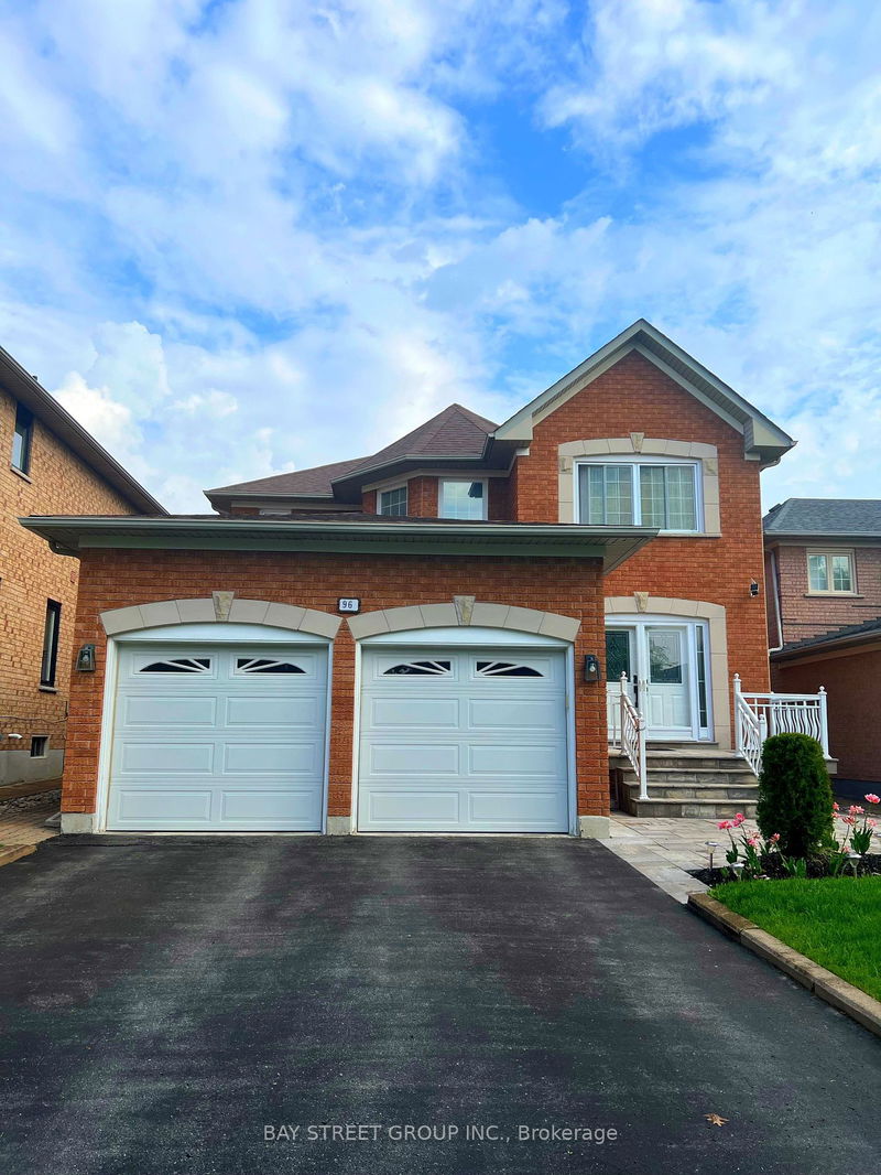 home for lease on 96 Grandlea Crescent