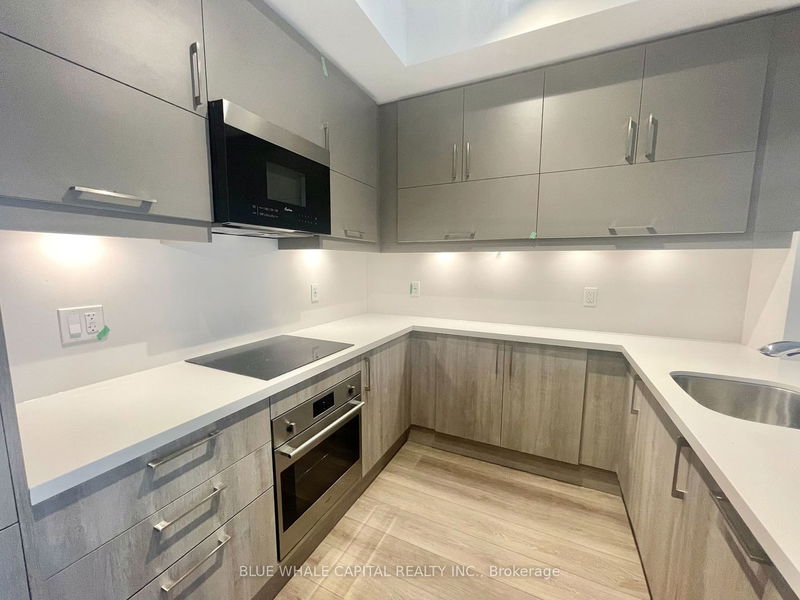home for lease on 519-38 Simcoe Prom