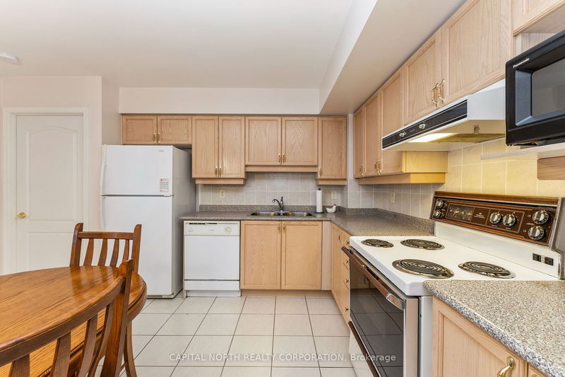  303 - 2500 Rutherford Rd  Vaughan, L4K 5N7 | Image 15