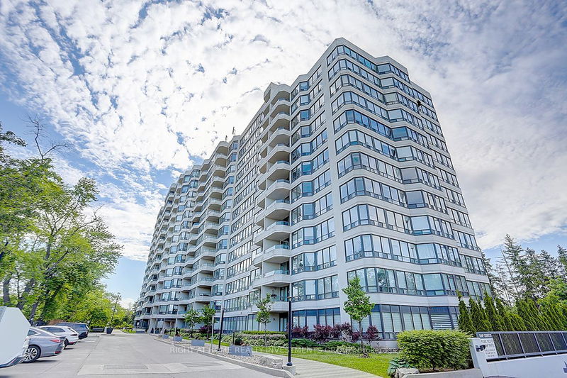 home for sale on 514-8501 Bayview Avenue