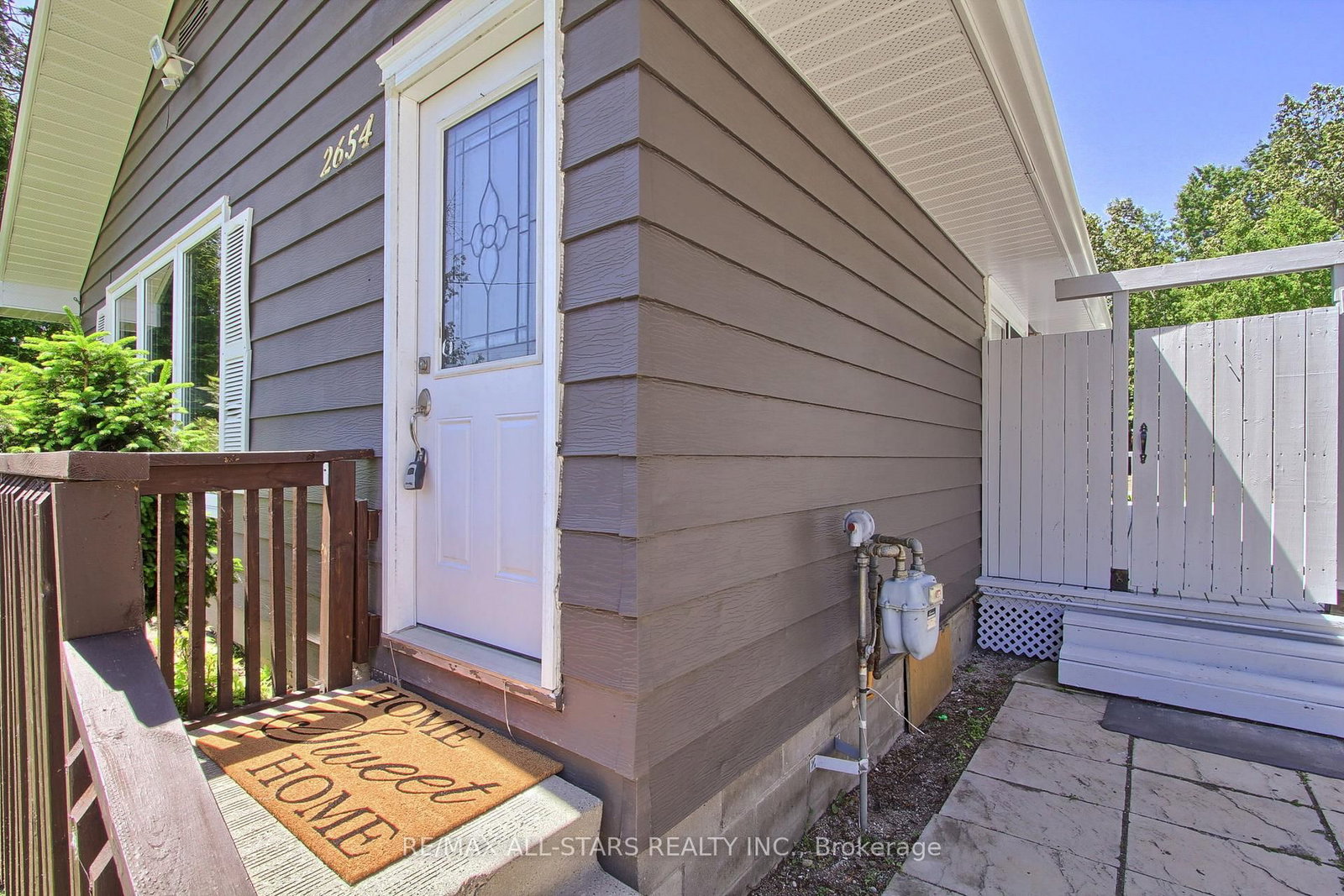 Listing Image 6