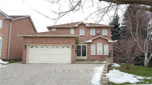 home for lease on 36 Lyndhurst Drive