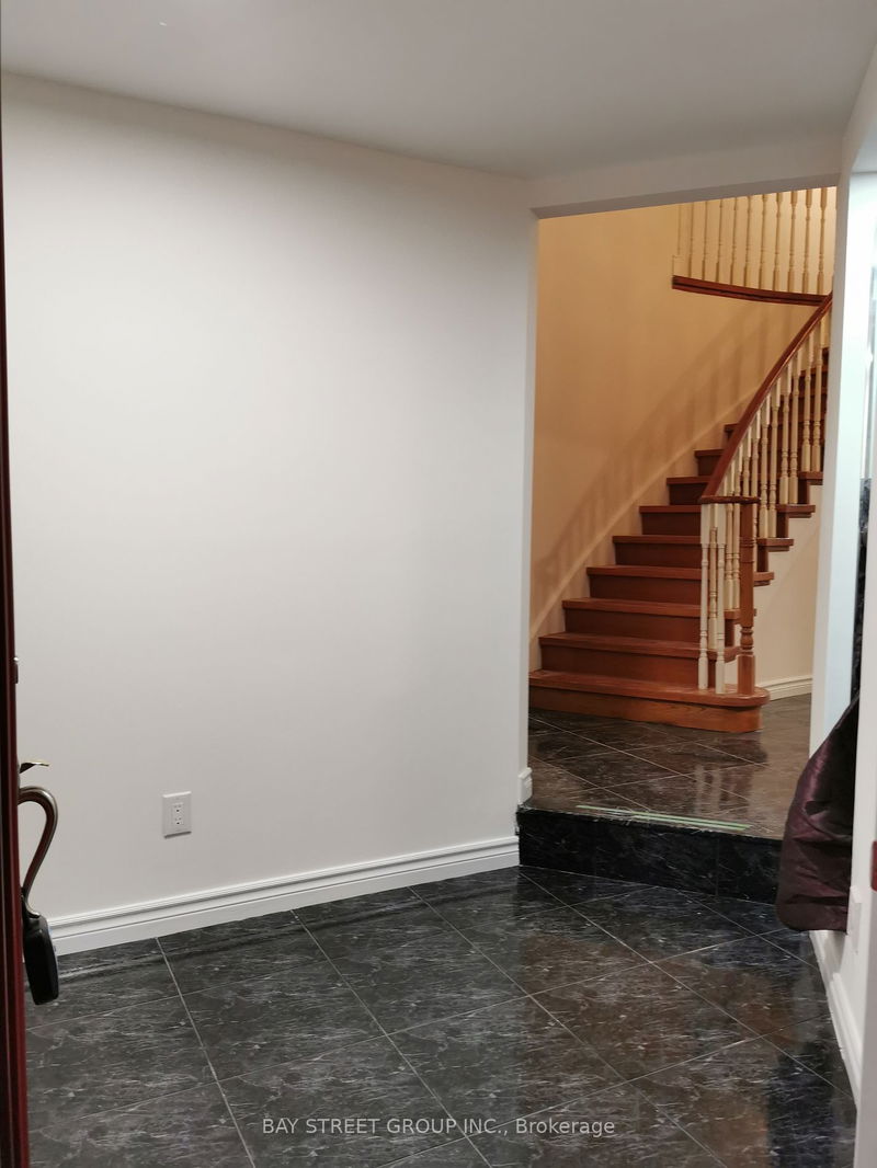 home for lease on 138 Rosedale Heights Drive