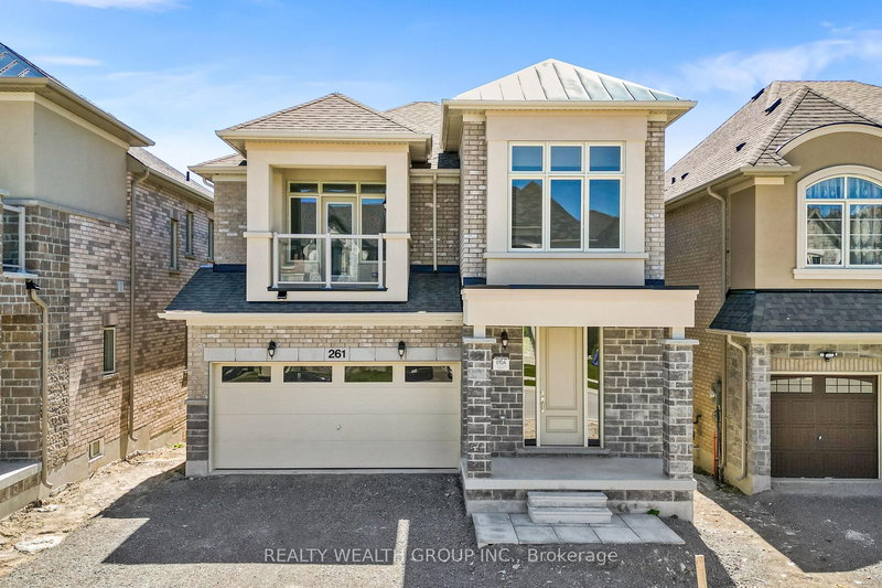 261 Seaview Hts, East Gwillimbury, L9N 0Z1 | Image 2