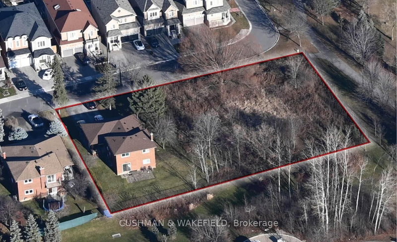 313 Helen Ave, Markham, L3R 1J9 | Image 2