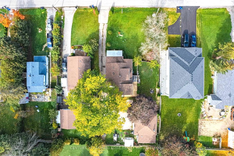 237 Boyers Rd, Georgina, L4P 3C8 | Image 2