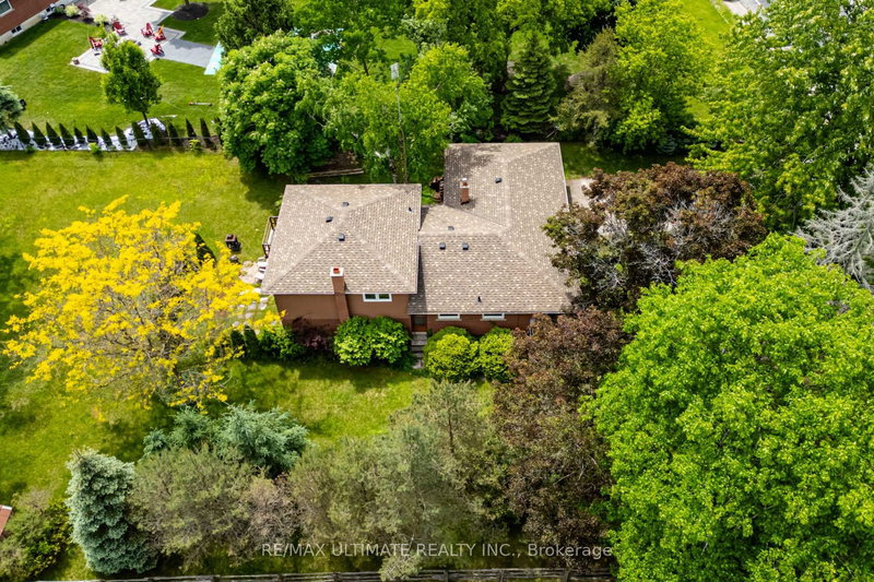 5193 Aurora Rd, Whitchurch-Stouffville, L4A 7X4 | Image 3