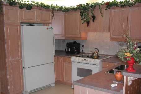 130 Princeton Gate, Vaughan, L6A2S7 | Image 2