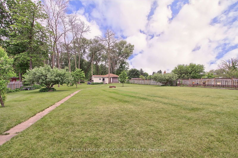 2559 6th Line  Bradford West Gwillimbury, L3Z 2B2 | Image 16