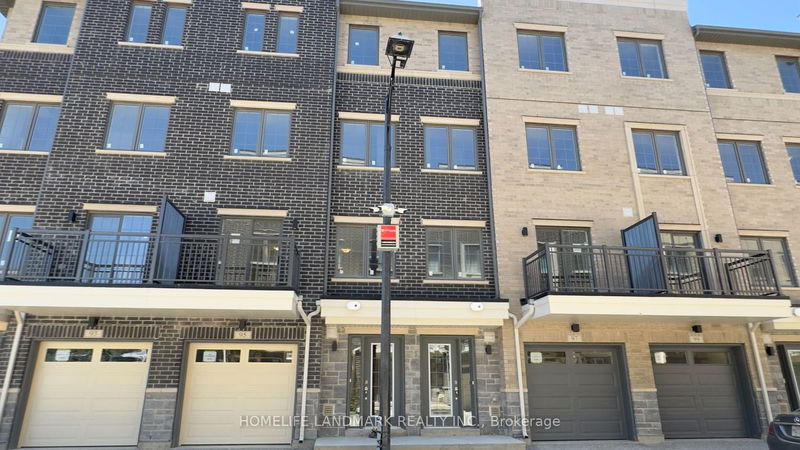 home for lease on 95 Clippers Crescent