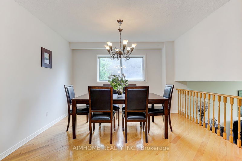 40 Willowbrook Rd  Markham, L3T 4W9 | Image 7