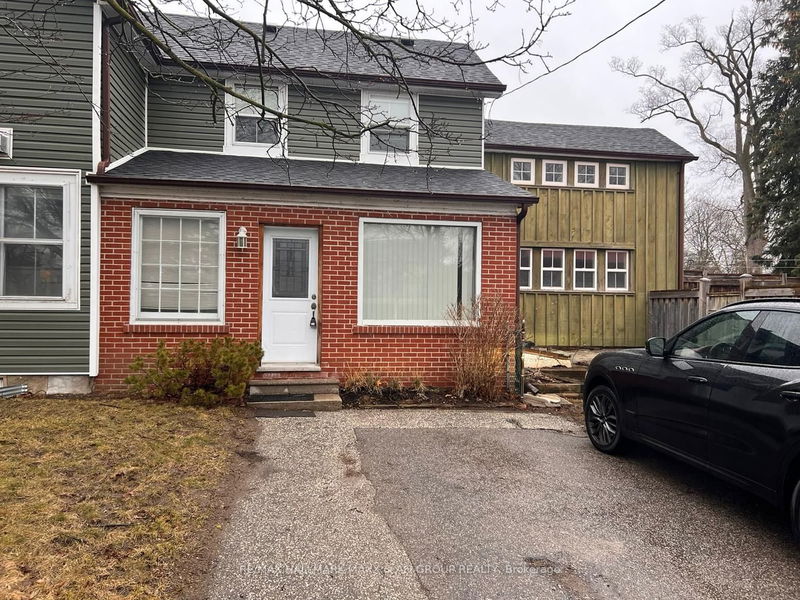 home for lease on Back-61 Wellington Street E