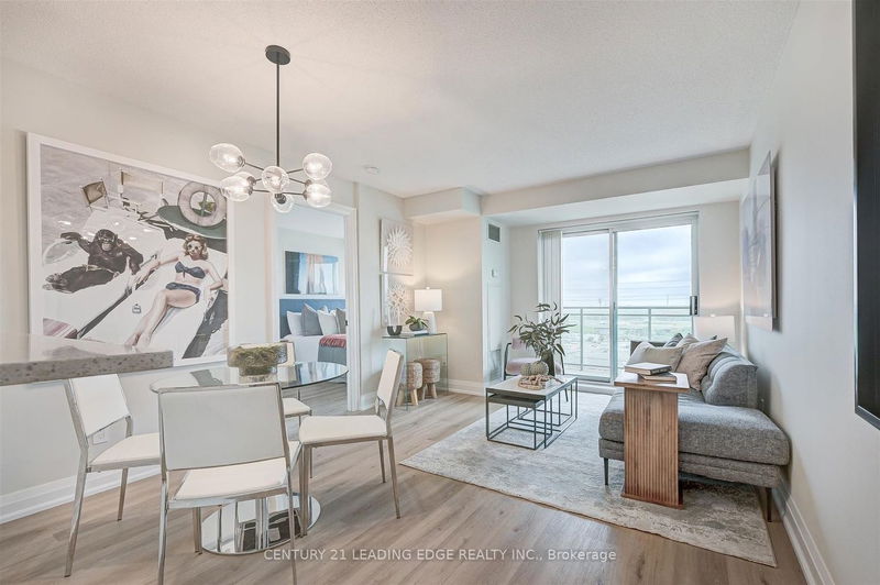 home for sale on 1018-39 Oneida Crescent