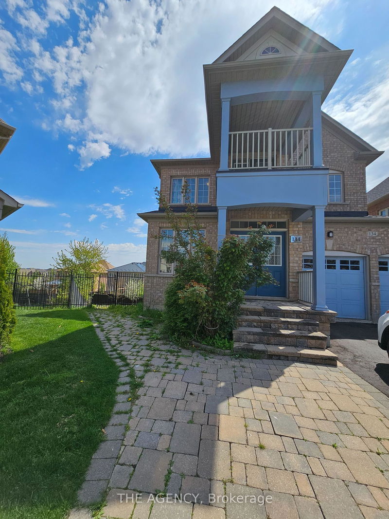 home for lease on 134 Santa Amato Crescent