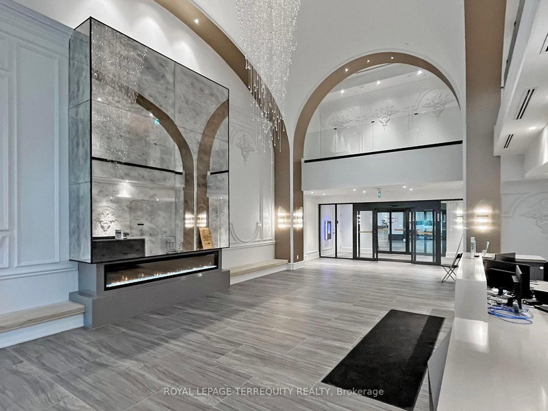 701 - 8 Cedarland Dr, Markham, L6G 0H4 | Image 3