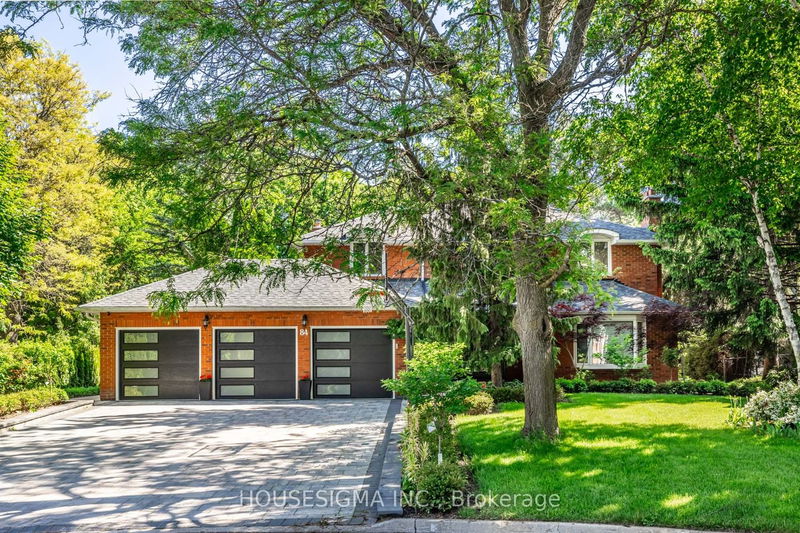 home for lease on 84 Cambridge Crescent