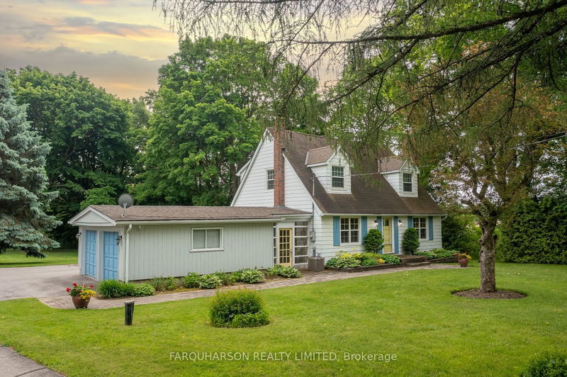 home for sale on 5485 St. John's Sideroad