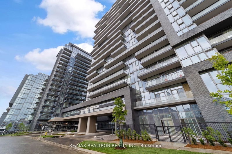 home for lease on 1403w-10 Gatineau Drive