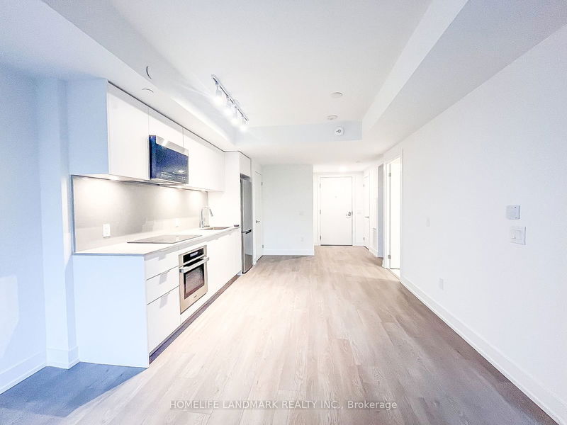 home for lease on 310-8 cedarland Drive N